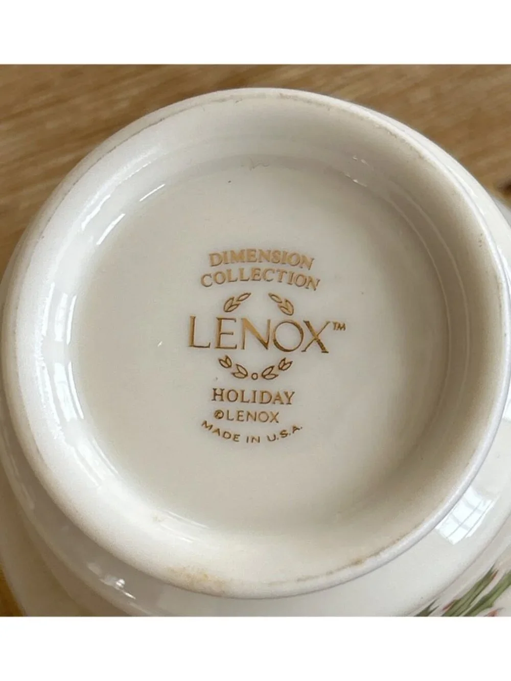 Lenox HOLIDAY Dimension Porcelain Teacup Set of 4 Gold Trim Green Holly USA MADE